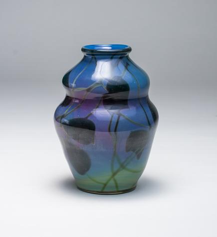 Tiffany Favrile Glass Reactive Vase 1