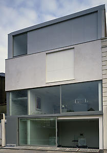 Lisson Gallery 52-54 Bell Street
Designed by Tony Fretton
Completed November 1991