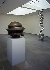 Tony Cragg
Installation view
Lisson Gallery, 52-54 Bell St, 17th May - 24th June 2006