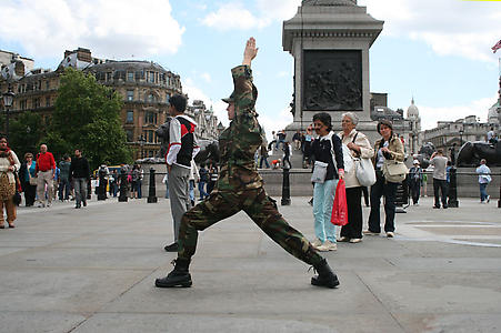 Allora & Calzadilla
<i>Balance of Power</i>, 2007
Trafalgar Square, London
8 July 2008