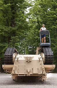 <i>Track and Field</i> 2011
Tank and treadmill, runner (Dan O’Brien, 1996 Olympic Decathalon Gold Medalist, depicted)
Installation view: “Gloria” US Pavilion, presented by the Indianapolis Museum of Art, 54th International Art Exhibition, La Bienal di Venezia
Photo: Andrew Bordwin