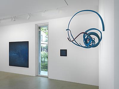 Shirazeh Houshiary
Installation view
Lisson Gallery, Milan 2012