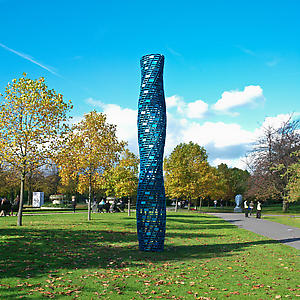 Undoing the Knot, 2008
Anodized aluminium bricks and polished stainless steel
height 658 cm; ellipse 99 cm x 75 cm
