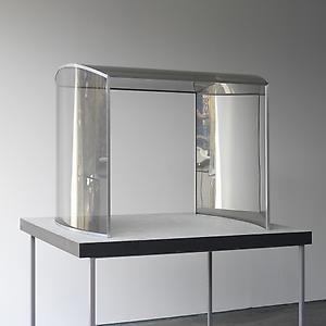 <i>Portal model, </i>1997
Two-way mirror glass, aluminium, painted wood
76 x 107 x 92 cm