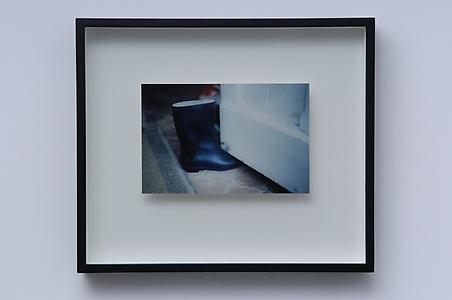 Richard Wentworth
<i>England, 1978. Making do and getting by,</i> 1978
Unique colour photograph
43.5 x 51 x 6.5 cm
ed.unique