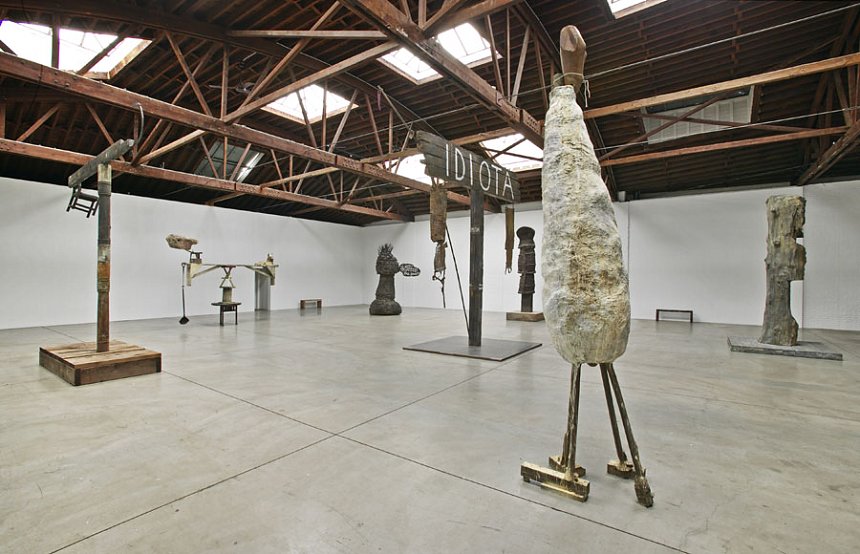 <i>Photo by: Tom Powel</i>