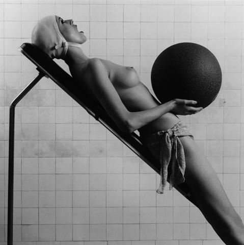 <i>Italian Vogue</i>, 1984