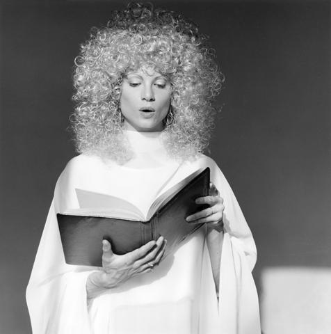 <i>Lisa Lyon</i>, 1982