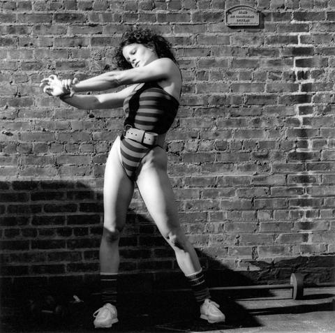 <i>Lisa Lyon</i>, 1982