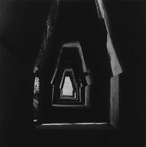 <i>Tunnel</i>, 1983