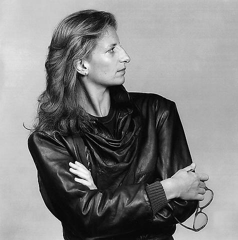 <i>Annie Leibovitz</i>, 1983