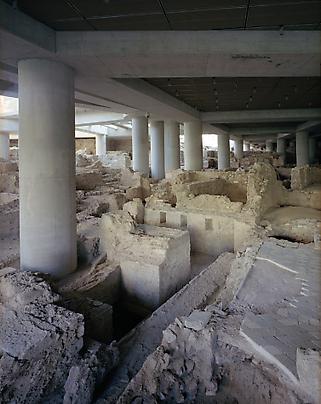 <b>Acropolis Museum
Athens</b>, 2009 Image