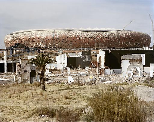 <b>Shareworld, intended as a theme-park for the people of Soweto, was built and went bankrupt in the late 1980s. 6 June 2009</b> Image