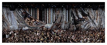 <i>Cocoon I</i>
2007
C-print mounted on Plexiglas in artist's frame
83 3/8 x 199 3/8 inches; 212 x 507 cm