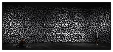 <i>Untitled XVI</i>
2008
C-print mounted on Plexiglas in artist's frame
93 1/4 x 199 1/4 inches; 237 x 506 cm