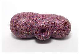 <i>Fung</i>
2009
Fired and painted clay
6 x 16 x 8 1/2 inches
15 x 41 x 22 cm
