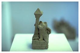 <i>Mausi Hat Hoch</i>
1981
Clay
Dimensions variable