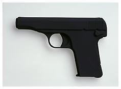 Katharina Fritsch
<i>Pistole / Pistol</i>
2006
Polyester, paint
5 1/8 x 7 7/8 x 1 inches; 13 x 20 x 3 cm