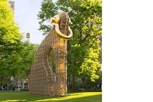 Martin Puryear <i>Big Bling</i> at Madison Square Park