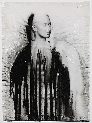 Veiled Shadow VII, 2011
Mixed media on paper
16 1/2 x 11 3/4 inches
42 x 30 cm