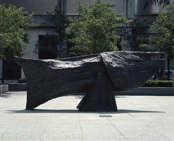 The Fish of Jonas, 2002
Bronze
78 1/3 x 204 x 51 1/8 in.
200 x 518.2 x 129.9 cm