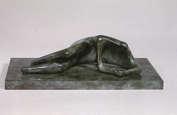 Reclining Figure: Headless, 1982
Bronze
10 in.
25.4 cm
