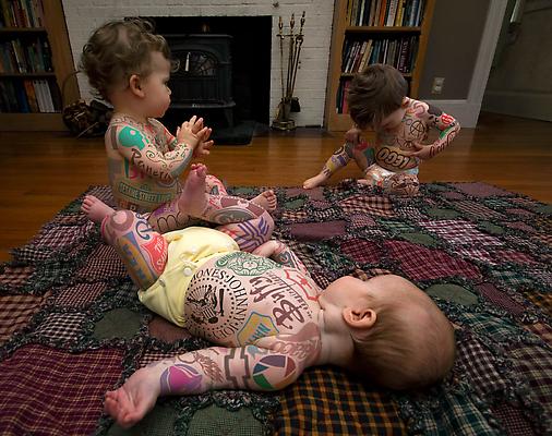 Cumulous Brand, Claudia, Beatrice, and Sebastian, 2009
ed. 1/5
archival inkjet print
33 x 41 inches Image