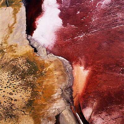 Lake Project #5, 2001
C-print
29 x 29 inches, unframed
40 x 40 inches, framed
Edition one of ten Image