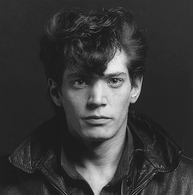 Self Portrait, 1980
gelatin silver print
image: 14 x 14 inches 
(36 x 36 cm)
paper: 20 x 16 inches 
(51 x 41 cm)
edition of 10 with 2 APs
MAP-1877