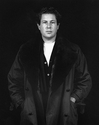 Julian Schnabel, 1983
gelatin silver print
image: 19 1/8 x 15 1/4 inches 
(48.6 x 38.7 cm)
paper: 20 x 16 inches 
(50.8 x 40.6 cm)
edition of 10 with 2 APs
MAP-1019