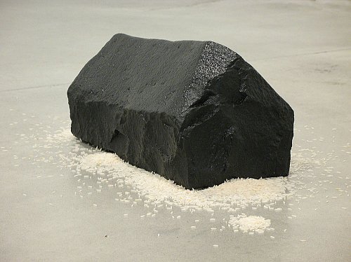 Rice House, 2007
black Indian granite, black smoke, sunflower oil and rice
6 5/8 x 7 1/2 x 14 5/8 inches 
(17 x 19 x 37 cm)
WL-37
