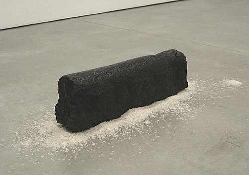 Rice House, 2007
red Indian granite, black smoke, sunflower oil and rice
6 5/8 x 4 x 20 7/8 inches (17 x 10 x 53 cm)
WL-38