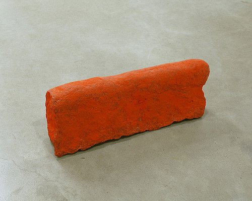 Rice House, 2007
red Indian granite, red ghee
6 1/4 x 3 1/8 x 18 1/8 inches (16 x 8 x 46 cm)
WL-33
