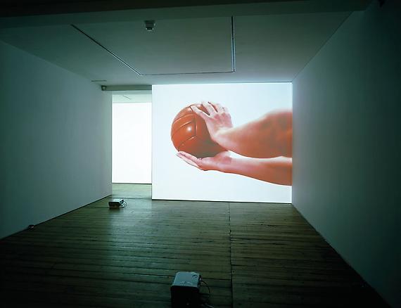 fatica n. 19
2003
Sprovieri Gallery, London
installation view
audio-visual installation: 2 video projectors, 2 DVD playesr, 1 audio mixer, 1 amplifier, 2 speakers, 1 subwoofer