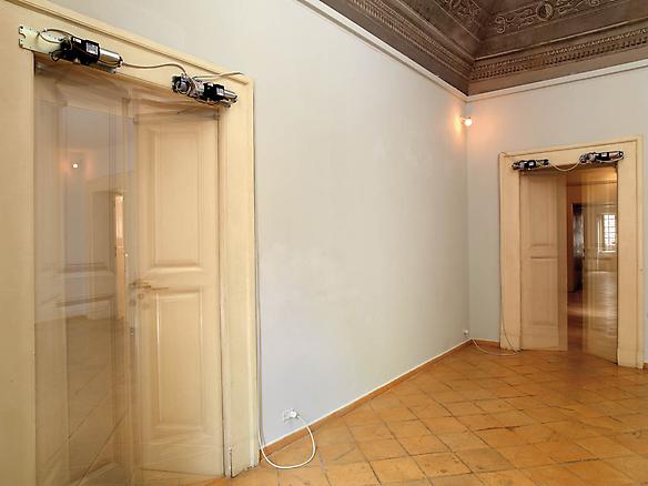Zero
2009
Galleria Vistamare, Pescara
installation view
mixed media installation
40 timer controlled, automatism, doors, windows